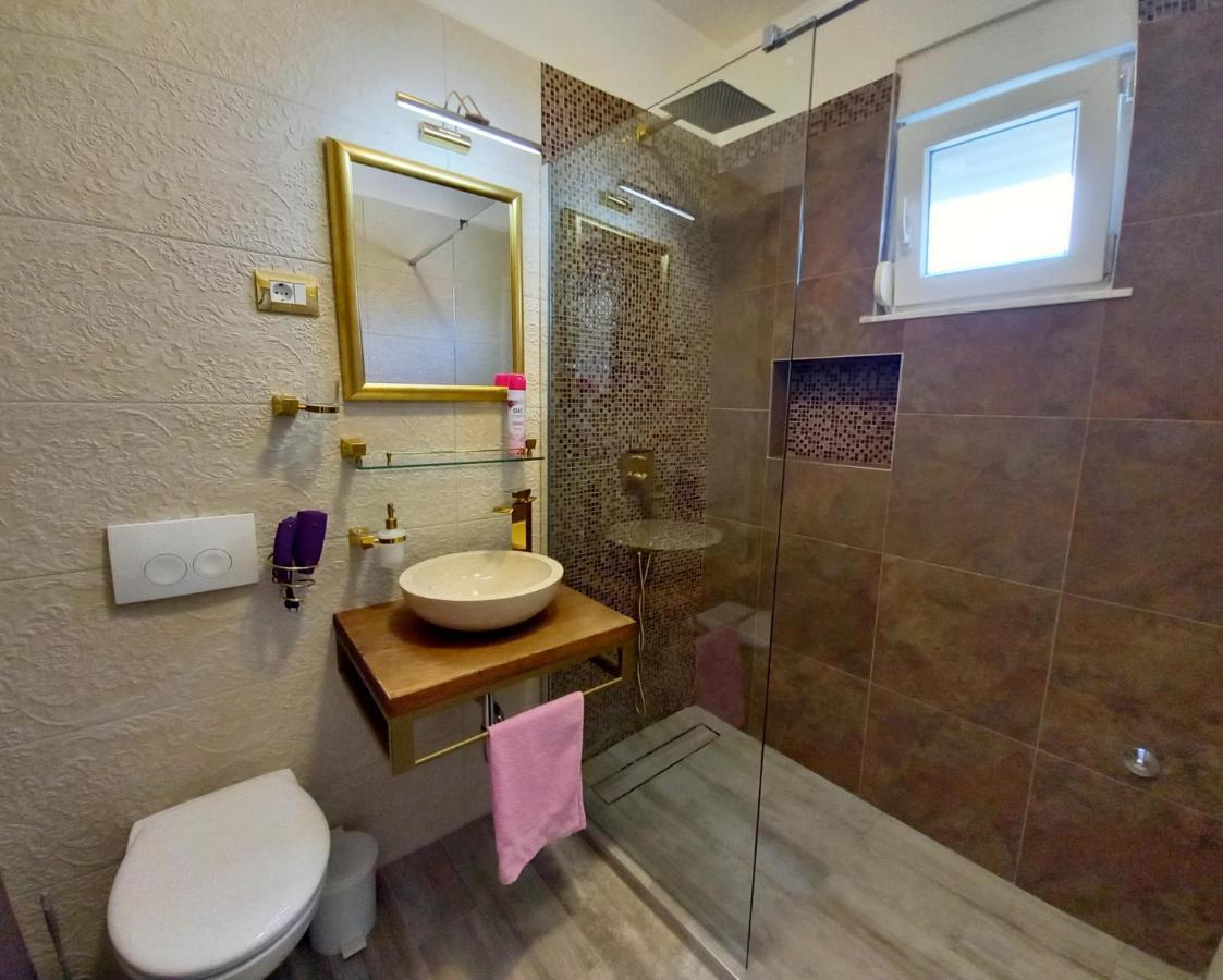 Holiday House Kazali, Medulin Exterior foto